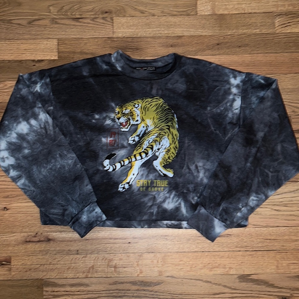 Rock Rose Couture Distressed Tie Dye Cropped Long Sleeve Size M NWOT